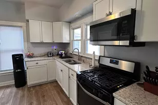 120-122 S Commonwealth Ave, Aurora, IL 60506 - Photo 3