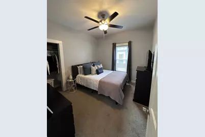 120-122 S Commonwealth Avenue, Aurora, IL 60506 - Photo 5