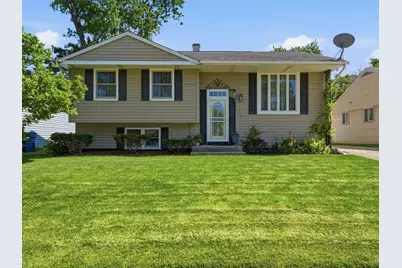 433 Norton Avenue, Glendale Heights, IL 60139 - Photo 1