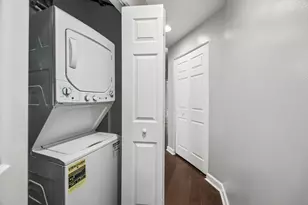 [Address not provided], Chicago, IL 60637 - Photo 17