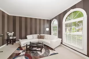 12758 Barrow Ln, Plainfield, IL 60585 - Photo 5