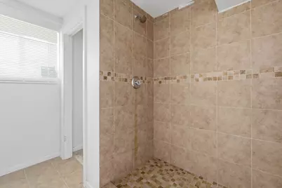 7843 S Burnham Avenue, Chicago, IL 60649 - Photo 23