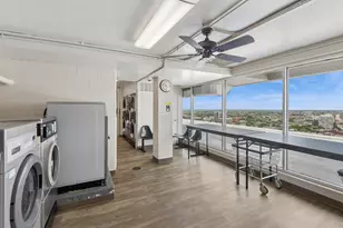 1960 N Lincoln Park West Ave, Chicago, IL 60614 - Photo 13