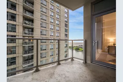 600 N Lake Shore Drive #1909, Chicago, IL 60611 - Photo 5