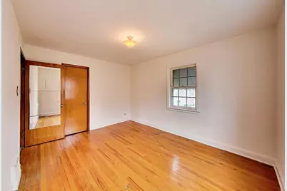 4051 W 56th Place, Chicago, IL 60629 - Photo 9