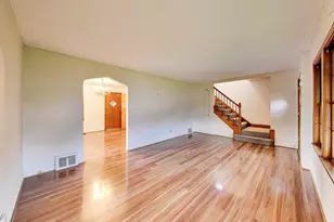 4051 W 56th Pl, Chicago, IL 60629 - Photo 3