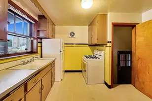 4051 W 56th Pl, Chicago, IL 60629 - Photo 7