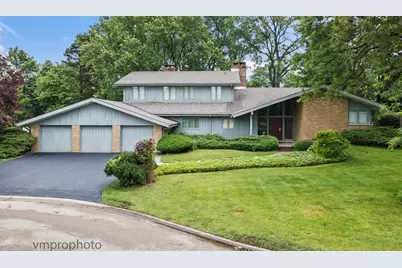 445 Chapel Hill Lane, Northfield, IL 60093 - Photo 1