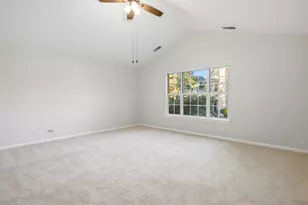 1408 Plum Ct, Mount Prospect, IL 60056 - Photo 15