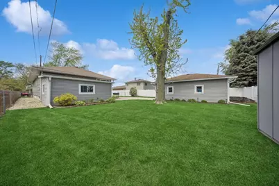 883 Buffalo Avenue, Calumet City, IL 60409 - Photo 15