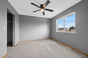 1802 Blue Ridge Dr, Plainfield, IL 60586 - Photo 17