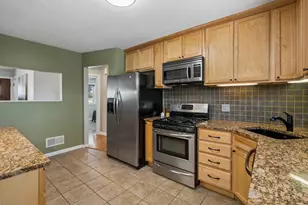 1407 Heidorn Ave, Westchester, IL 60154 - Photo 9