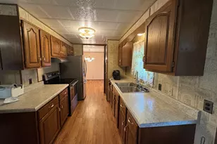 112 E 6th St, Staunton, IL 62088 - Photo 17