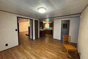 112 E 6th St, Staunton, IL 62088 - Photo 11