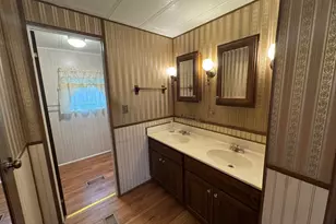 112 E 6th St, Staunton, IL 62088 - Photo 19