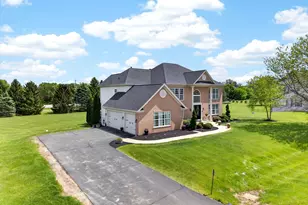 5N915 Baker Hill Ct, Saint Charles, IL 60175 - Photo 5