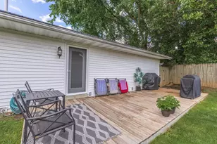403 E Pease St, Heyworth, IL 61745 - Photo 33