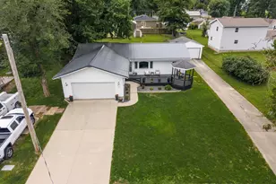 403 E Pease St, Heyworth, IL 61745 - Photo 41
