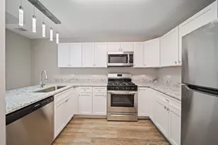 5 S Virginia Rd, Crystal Lake, IL 60014 - Photo 5