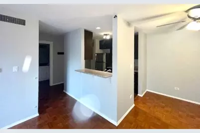 1912 Prairie Square #219A, Schaumburg, IL 60173 - Photo 13