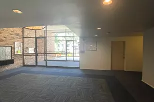 1912 Prairie Square, Schaumburg, IL 60173 - Photo 5