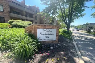 1912 Prairie Square, Schaumburg, IL 60173 - Photo 3