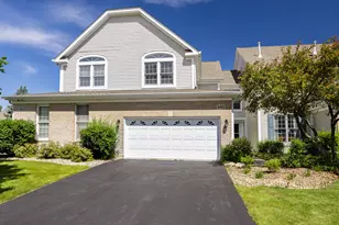 545 Harlowe Ln, Naperville, IL 60565 - Photo 1