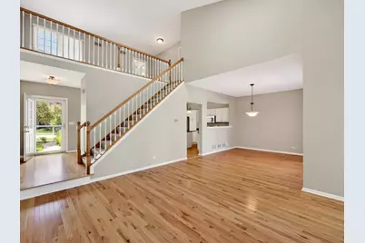 545 Harlowe Lane, Naperville, IL 60565 - Photo 5