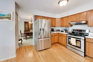 580 Sycamore Cir, Wauconda, IL 60084 - Photo 7