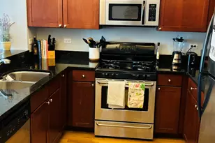 200 N Jefferson St, Chicago, IL 60661 - Photo 3