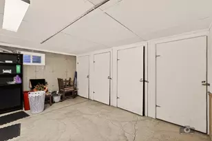 9761 Ravinia Ln, Orland Park, IL 60462 - Photo 29