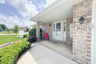 19522 Victorian Dr, Mokena, IL 60448 - Photo 3