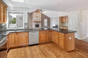 19522 Victorian Dr, Mokena, IL 60448 - Photo 9