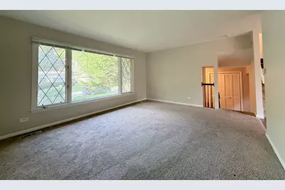 1122 W Iowa Street, Glenwood, IL 60425 - Photo 3