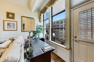 1016 W Madison St, Chicago, IL 60607 - Photo 17