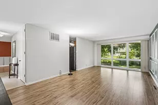 5460 Adeline Pl, Oak Forest, IL 60452 - Photo 13