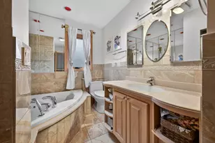 4609 Birchwood Ave, Skokie, IL 60076 - Photo 37
