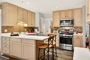 4609 Birchwood Ave, Skokie, IL 60076 - Photo 15