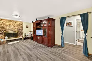 4609 Birchwood Ave, Skokie, IL 60076 - Photo 25