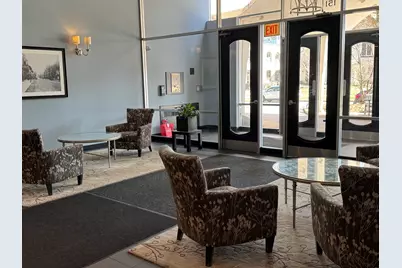 151 N Kenilworth Avenue #4G, Oak Park, IL 60301 - Photo 3