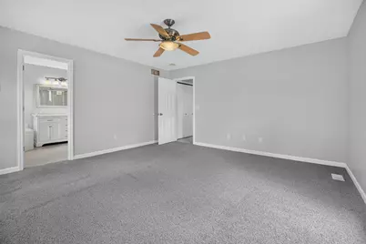 26 Bandecon Way, Bloomington, IL 61704 - Photo 21