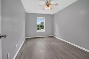 26 Bandecon Way, Bloomington, IL 61704 - Photo 33