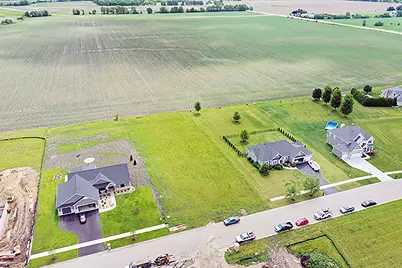 7802 Fairway Drive, Yorkville, IL 60560 - Photo 5
