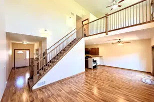 1354 Ridge Dr, Sycamore, IL 60178 - Photo 7