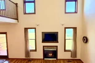 1354 Ridge Dr, Sycamore, IL 60178 - Photo 5