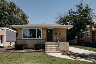 4344 W Linecrest Dr, Alsip, IL 60803 - Photo 1