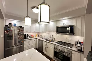 110 W Butterfield Rd, Elmhurst, IL 60126 - Photo 7