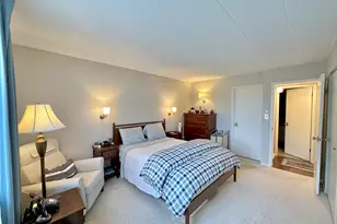 110 W Butterfield Rd, Elmhurst, IL 60126 - Photo 13