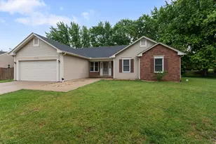 1935 Springhaven Ct, Montgomery, IL 60538 - Photo 1