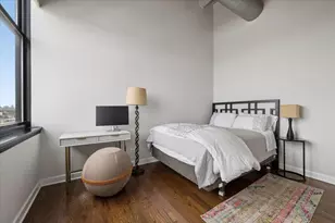 1601 W School St, Chicago, IL 60657 - Photo 21